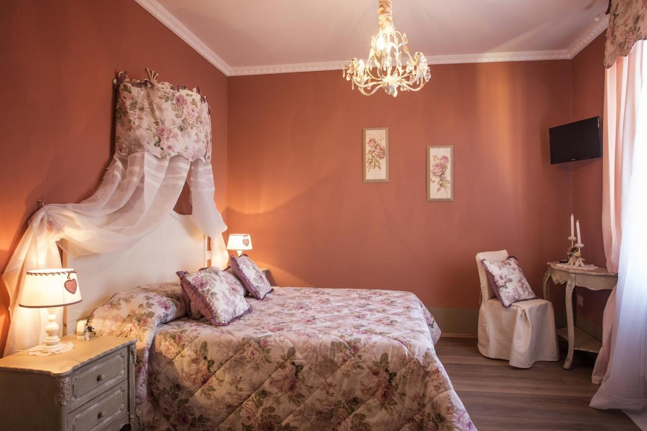 B&B Il Biancospino Abbadia San Salvator Δωμάτιο φωτογραφία